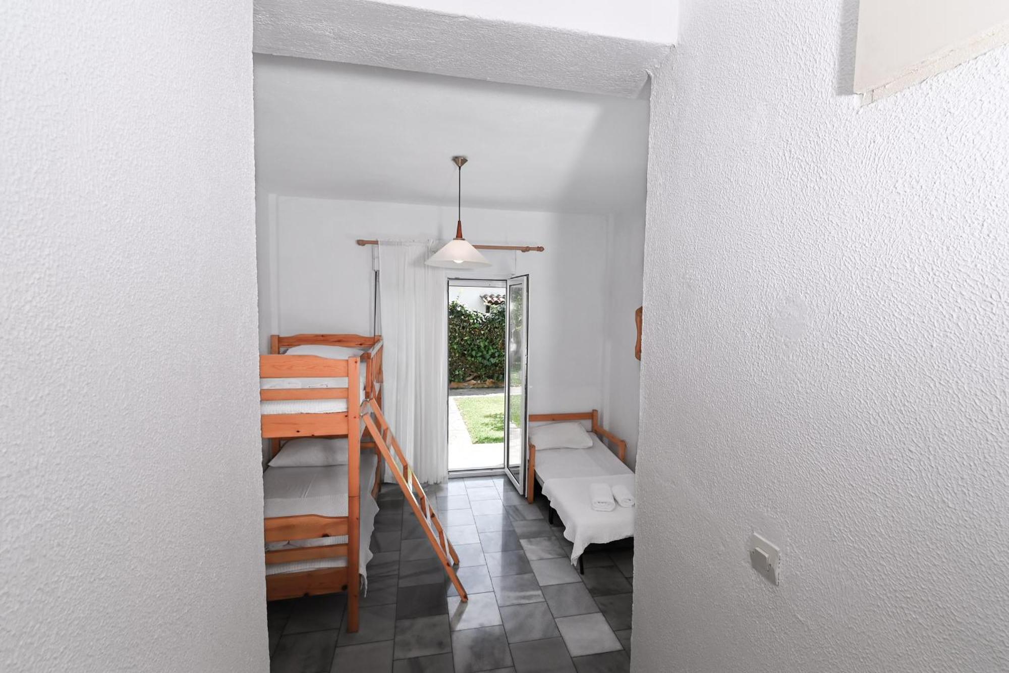 Three Sisters House Villa Mola Kalyva Exterior photo